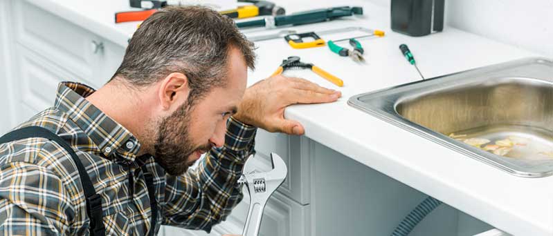 What is considered a plumbing emergency?
